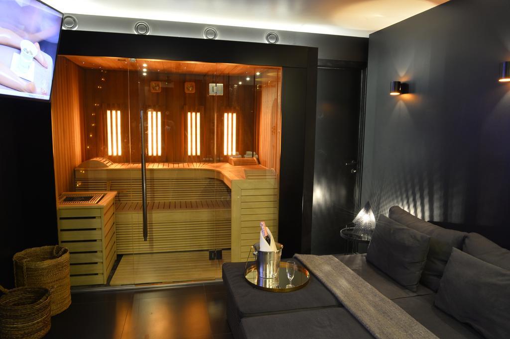 Chambre Avec Jacuzzi Sauna Privatif Brüsszel Kültér fotó